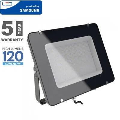 LED FÉNYVETŐ 500W 4500K 60000lm IP65