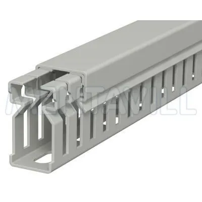 LK4 perforált műanyag csatorna 15x30mm 40m/doboz