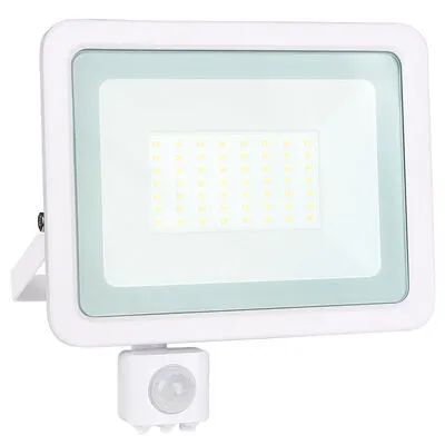 LED fényvető/reflektor mozgásérzékelővel 50W 4000K 3700lm fehér, lapos kivitel, előtét nélkül